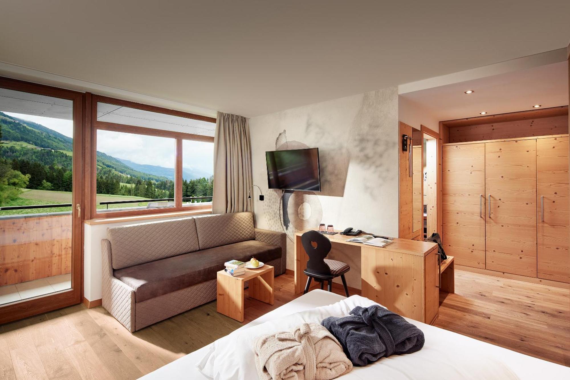 Naturhotel Die Waldruhe Gmbh Kiens Zewnętrze zdjęcie